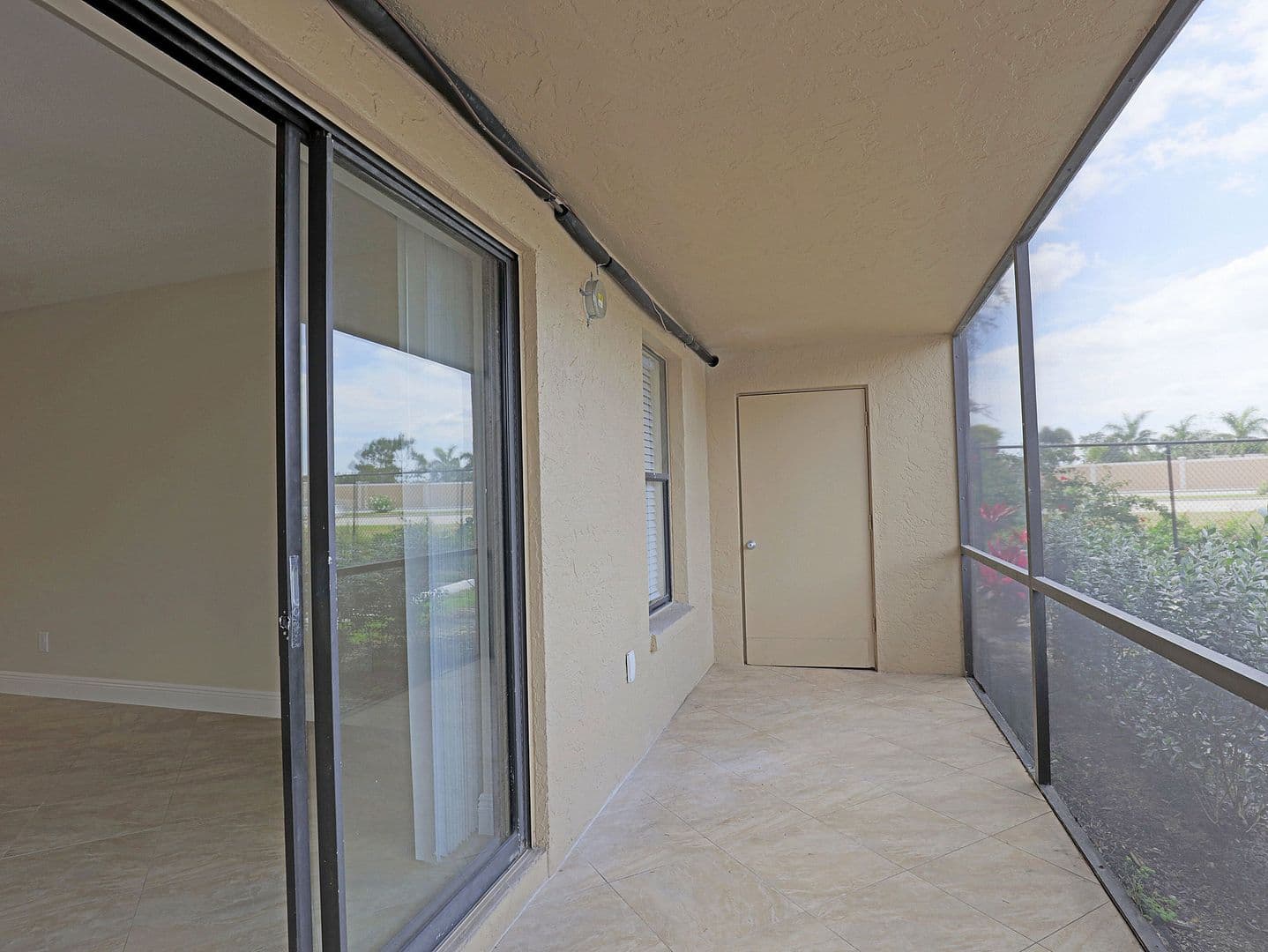 Fort Myers Apartment: 5329 Summerlin Road