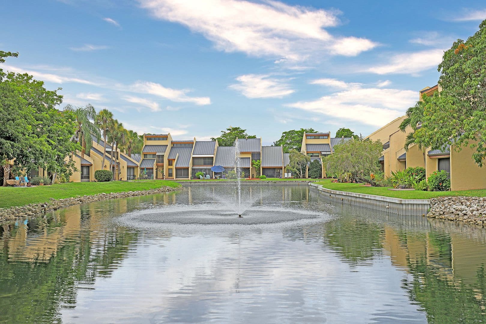 Fort Myers Apartment: 8805 Lateen Ln. #203