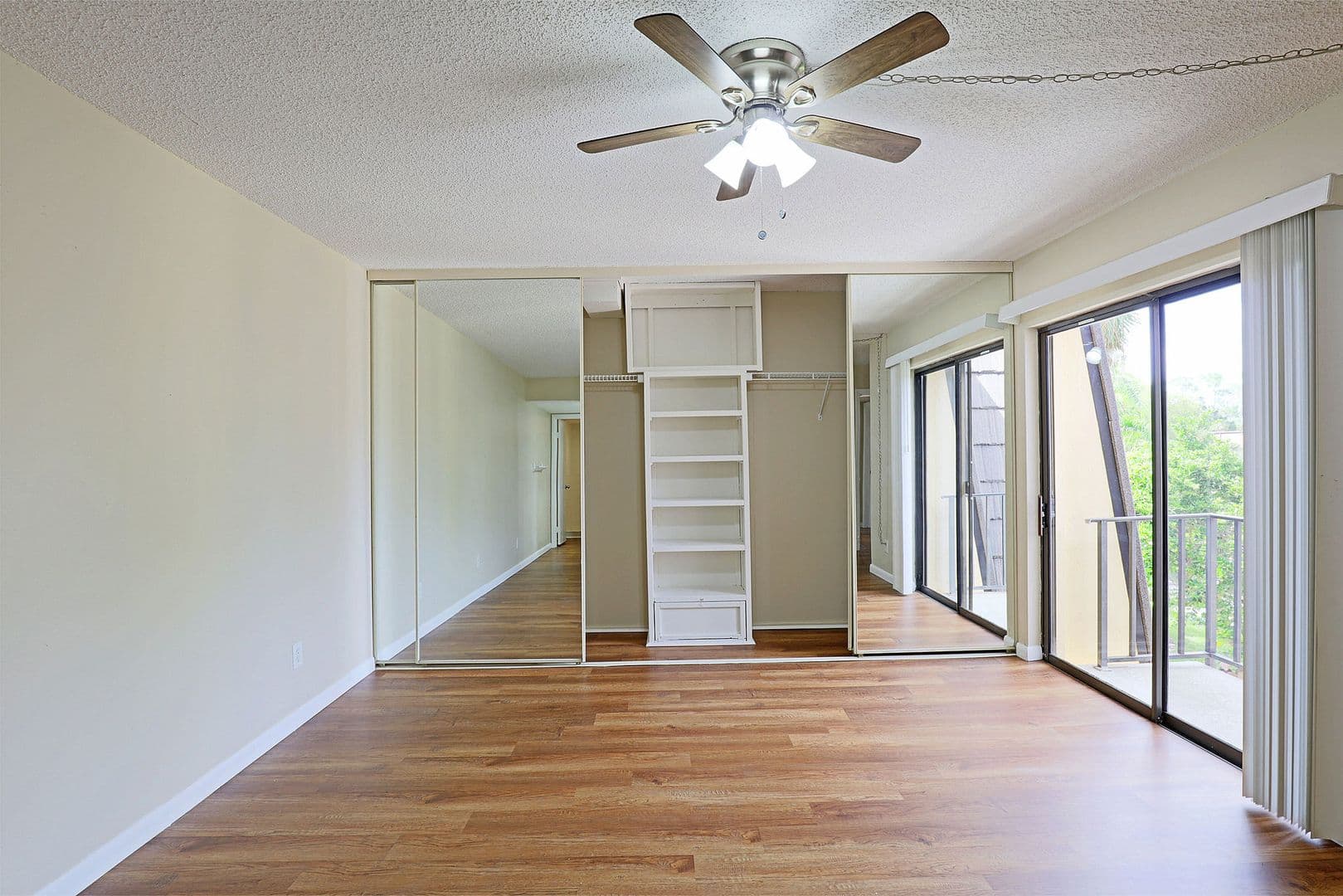 Fort Myers Apartment: 12367 Woodrose Court #3