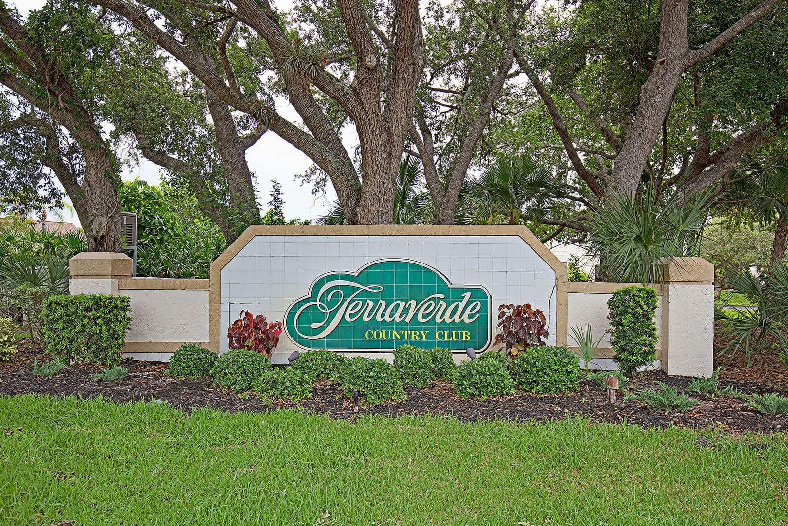Fort Myers Apartment: 17240 Terraverde Circle Unit 2