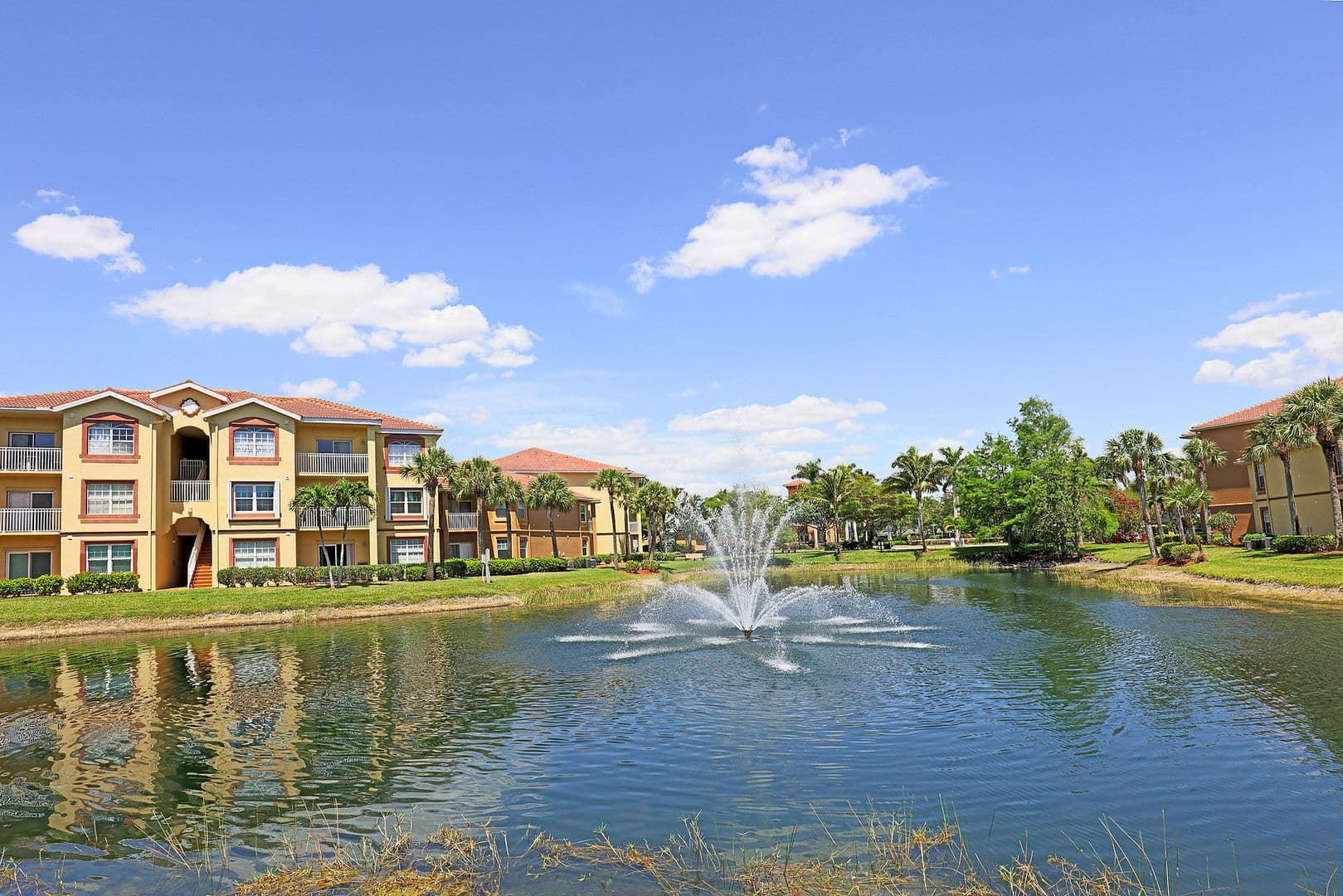 Fort Myers Apartment: 15630 Ocean Walk Circle, 204