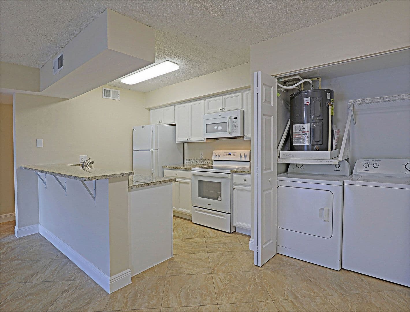 Fort Myers Apartment: 5329 Summerlin Road