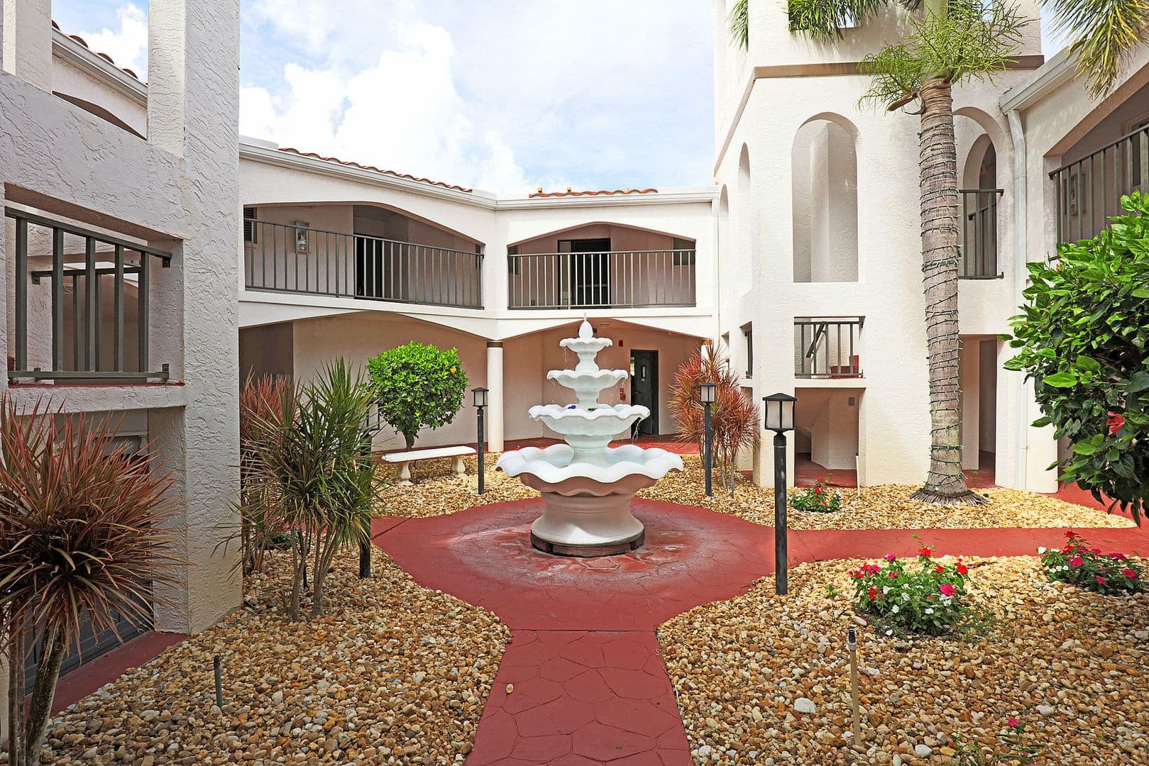 Fort Myers Condo: 11921 Seabreeze Cove Lane