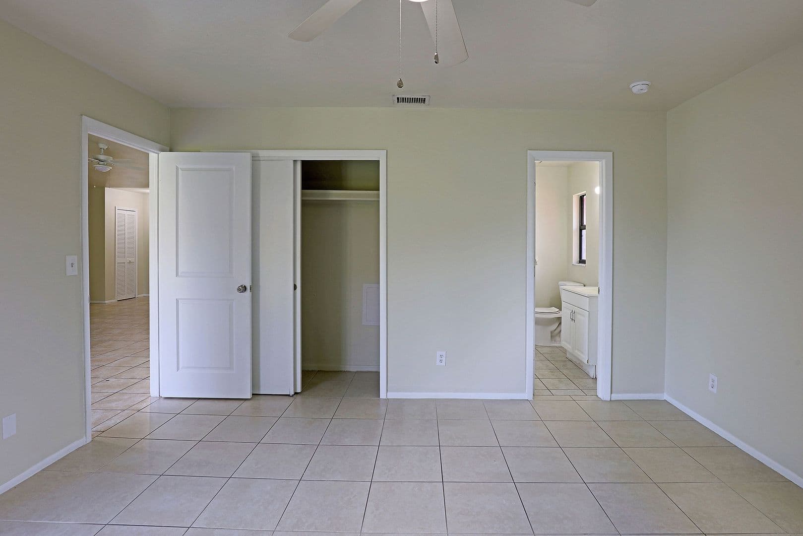 Cape Coral Apartment: 4417 SW Santa Barbara Place