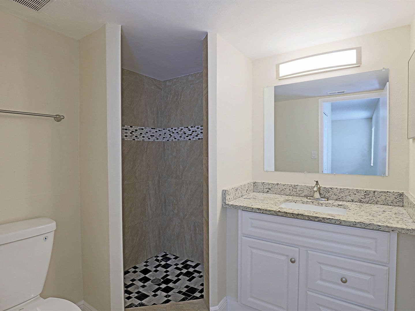 Fort Myers Apartment: 5329 Summerlin Road