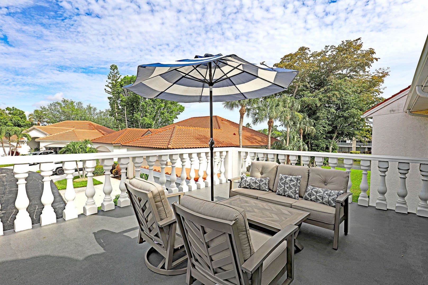 Fort Myers Condo: 11921 Seabreeze Cove Lane