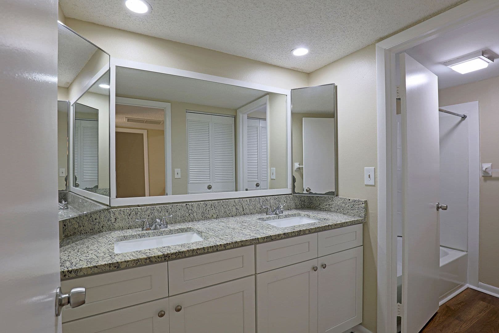 Fort Myers Apartment: 12367 Woodrose Court #3