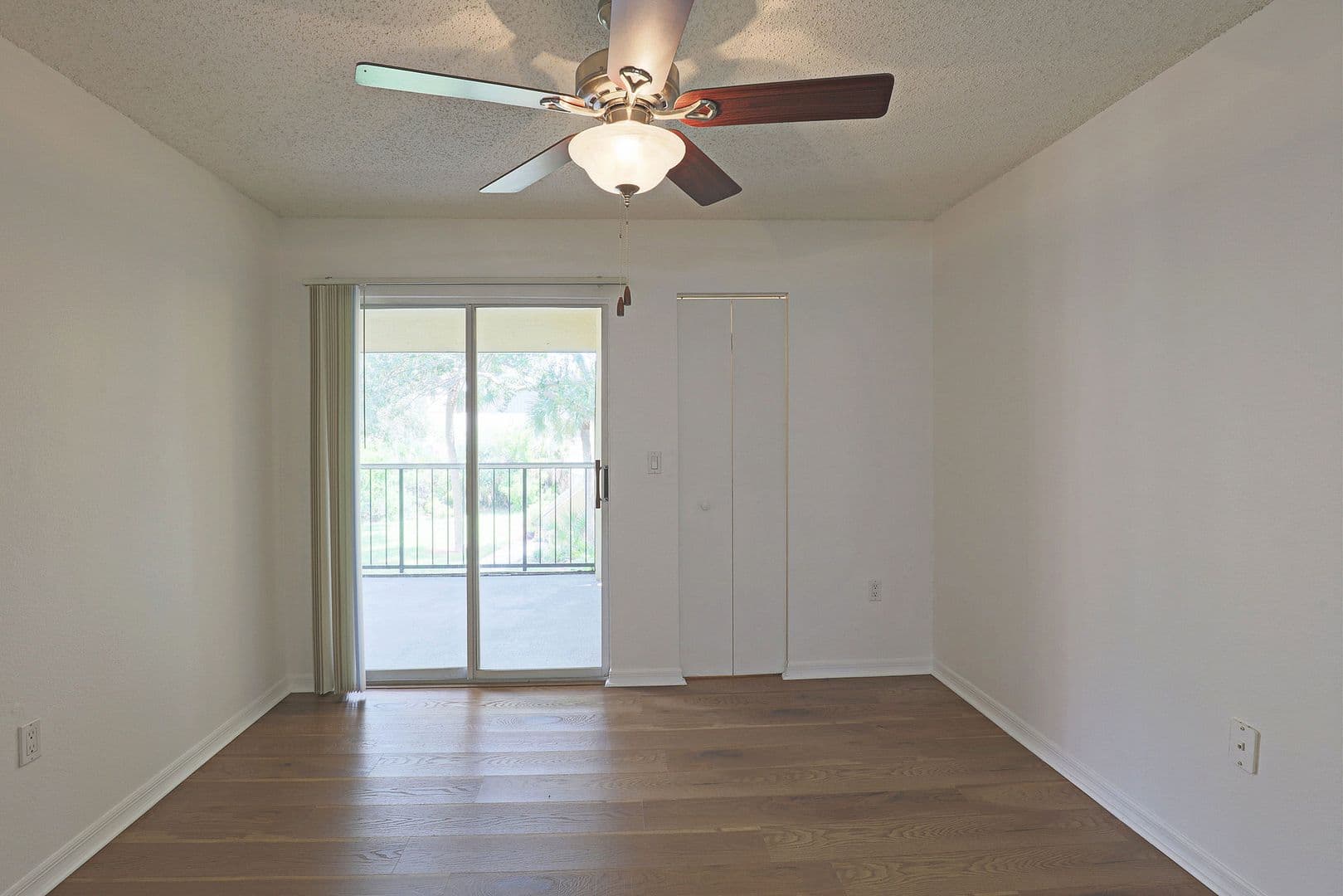 Fort Myers Apartment: 12561 Equestrian Circle, 812