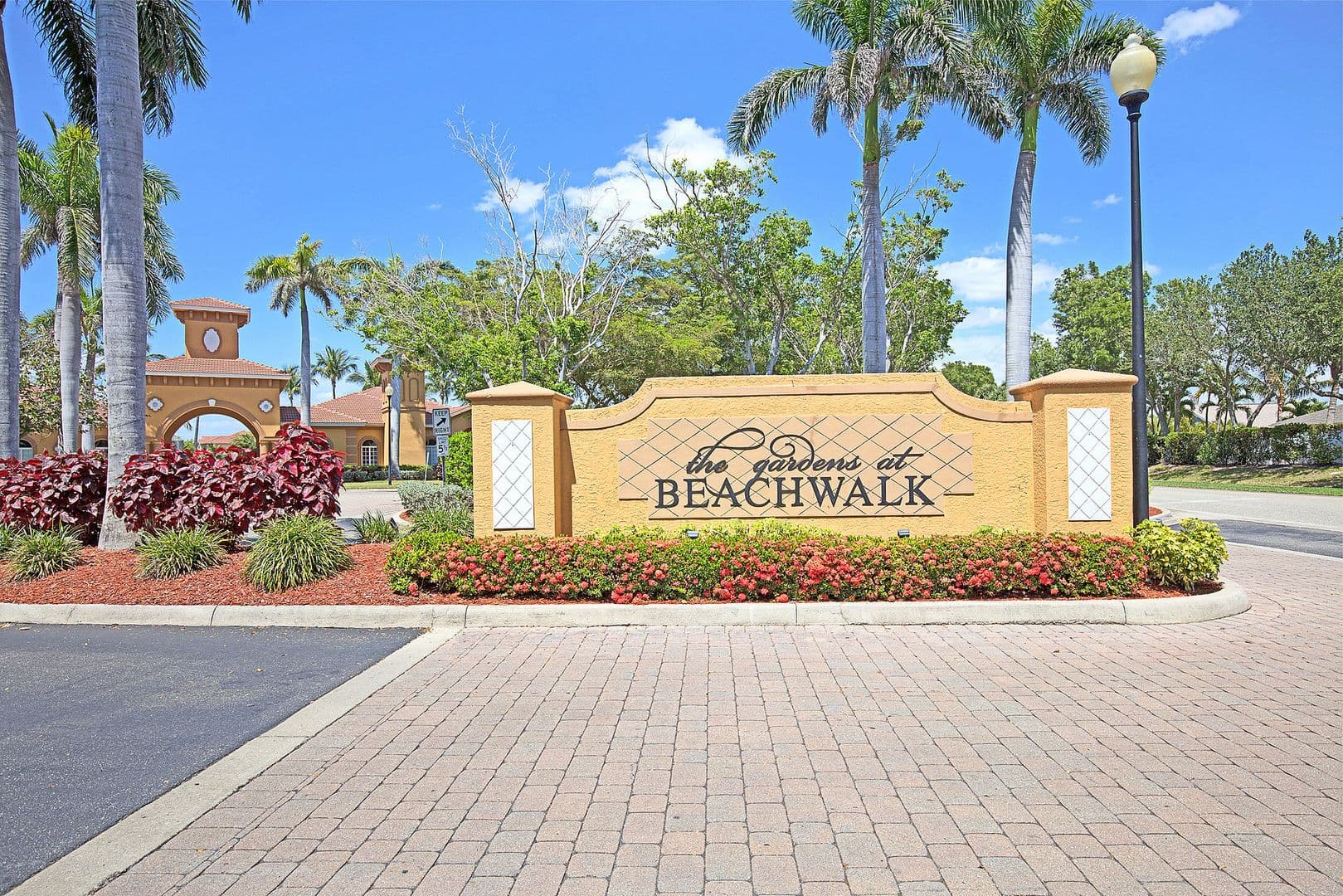 Fort Myers Apartment: 15630 Ocean Walk Circle, 204