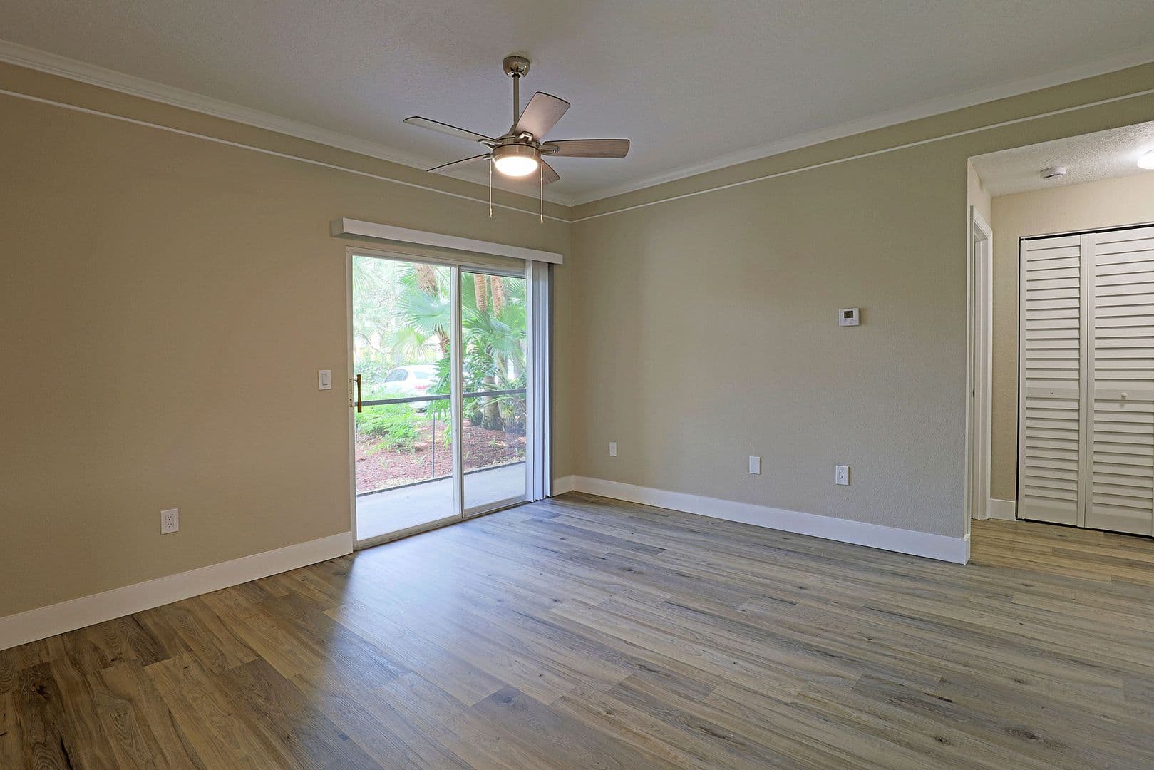 Fort Myers Apartment: 11540 Villa Grand 1207