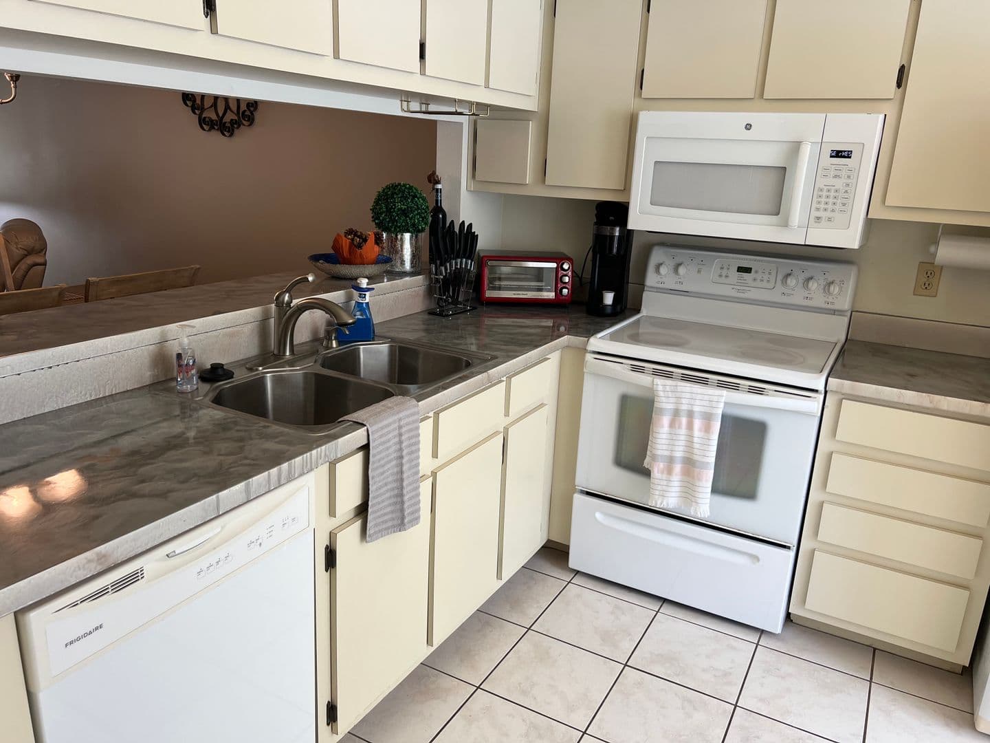 Fort Myers Apartment: 15178 Parkside Drive, 103