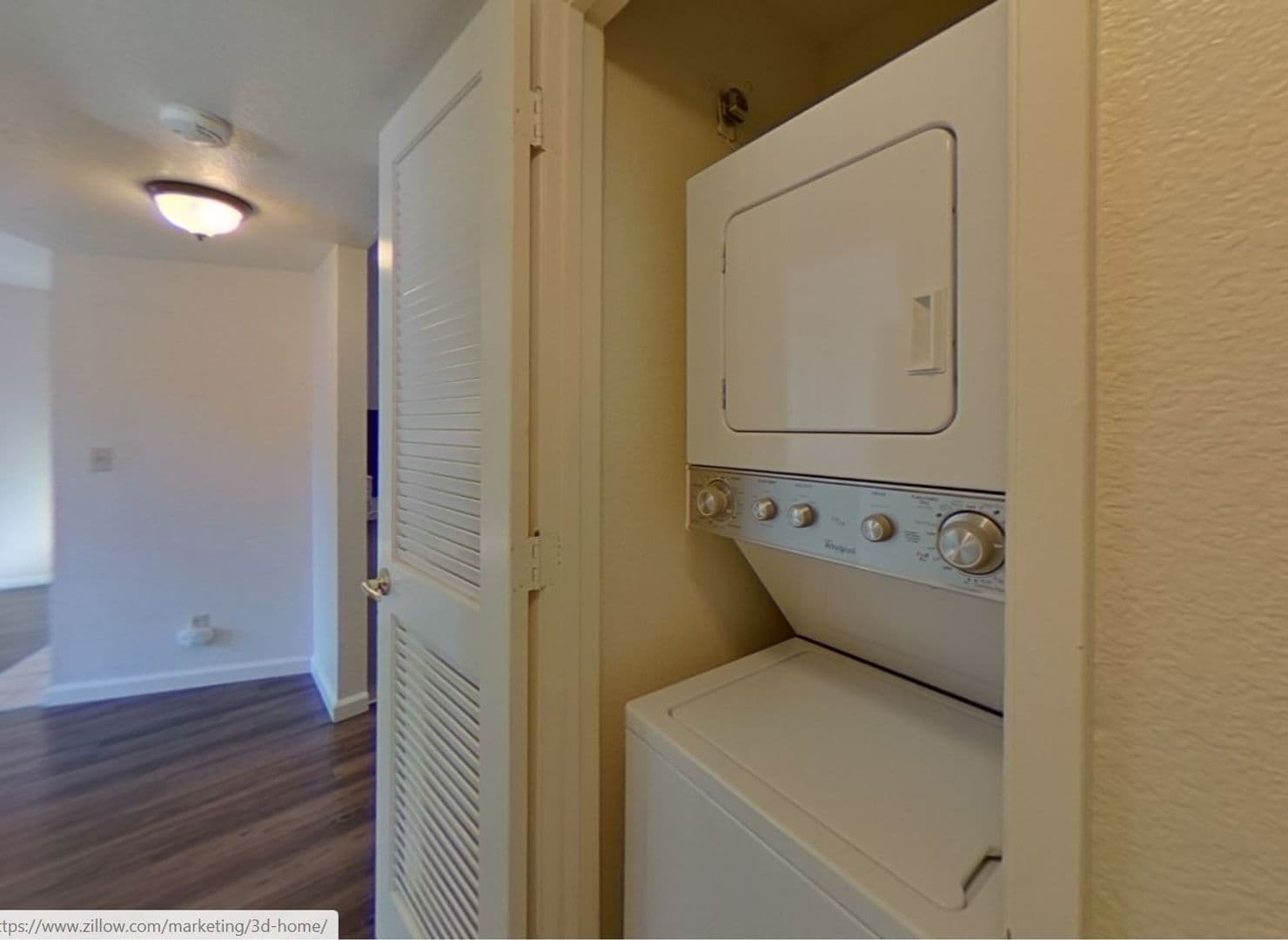 Elk Grove Apartment: 9621 Webb Street