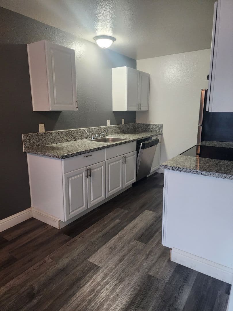 Sacramento Apartment: 7301 Florin Woods Dr