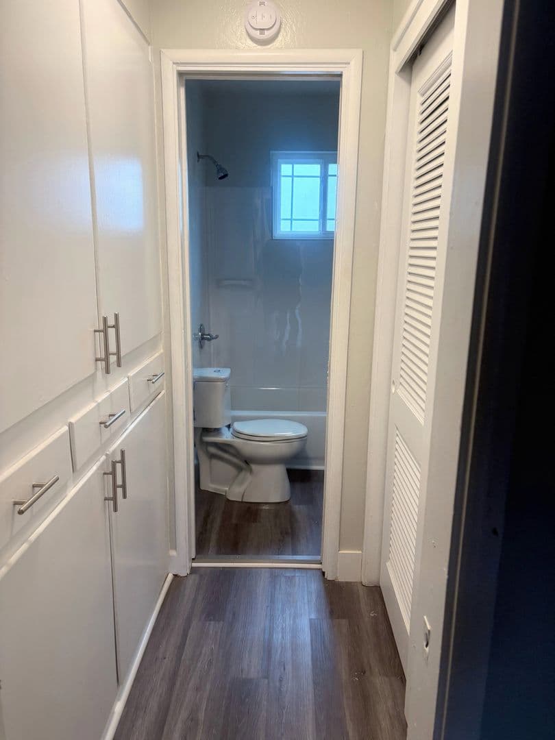 Sacramento Apartment: 3525 Whitney Ave