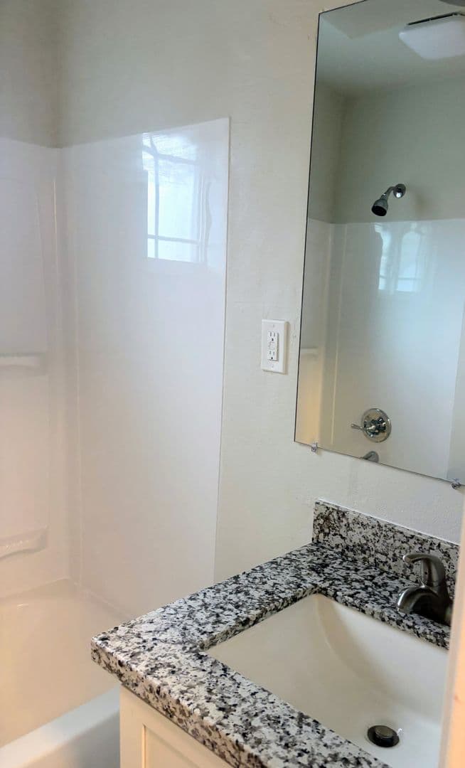 Sacramento Apartment: 3525 Whitney Ave