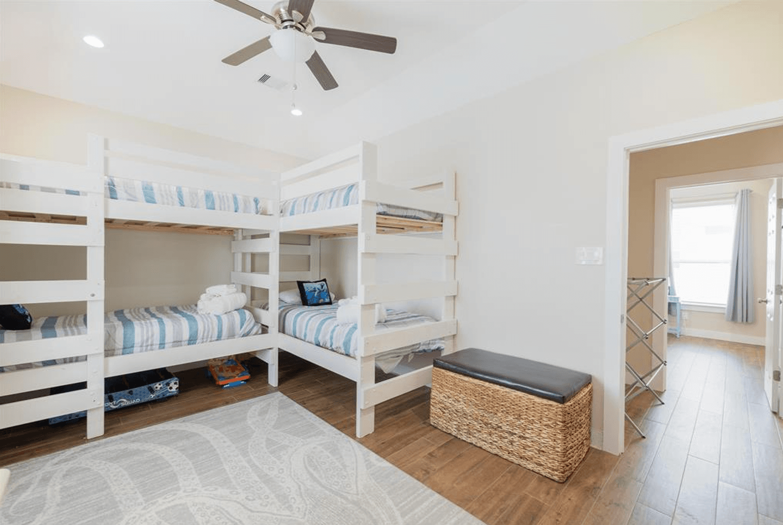 Galveston House: 4129 Fort Bend Drive