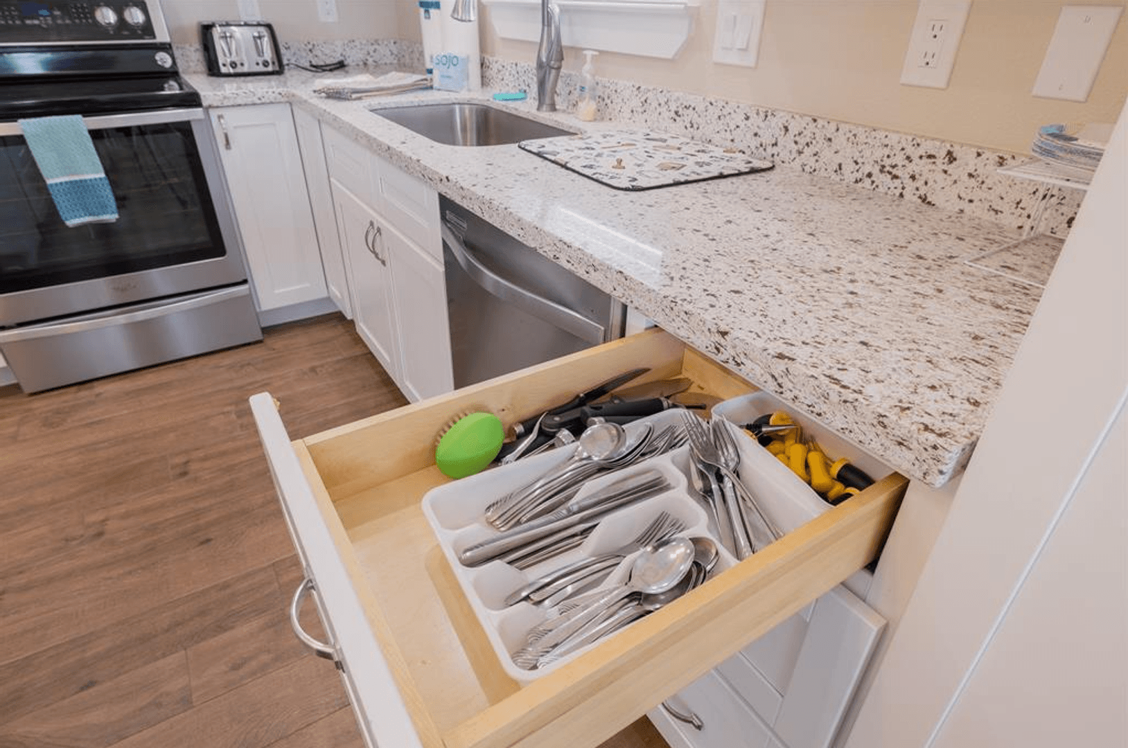 Galveston House: 4129 Fort Bend Drive