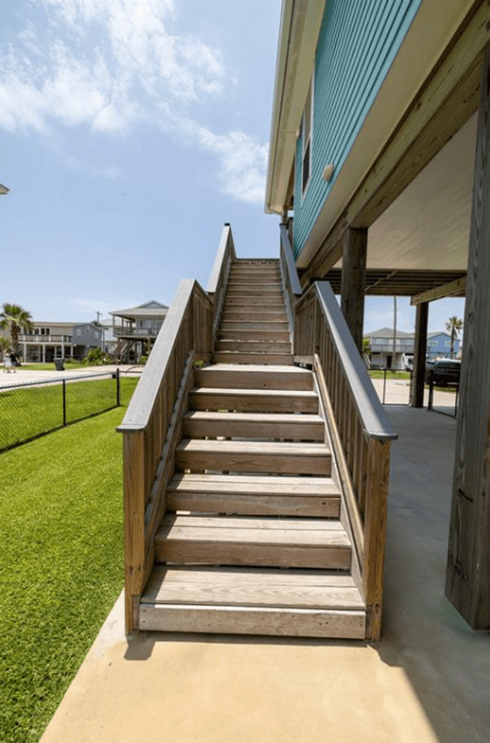 Galveston House: 4129 Fort Bend Drive