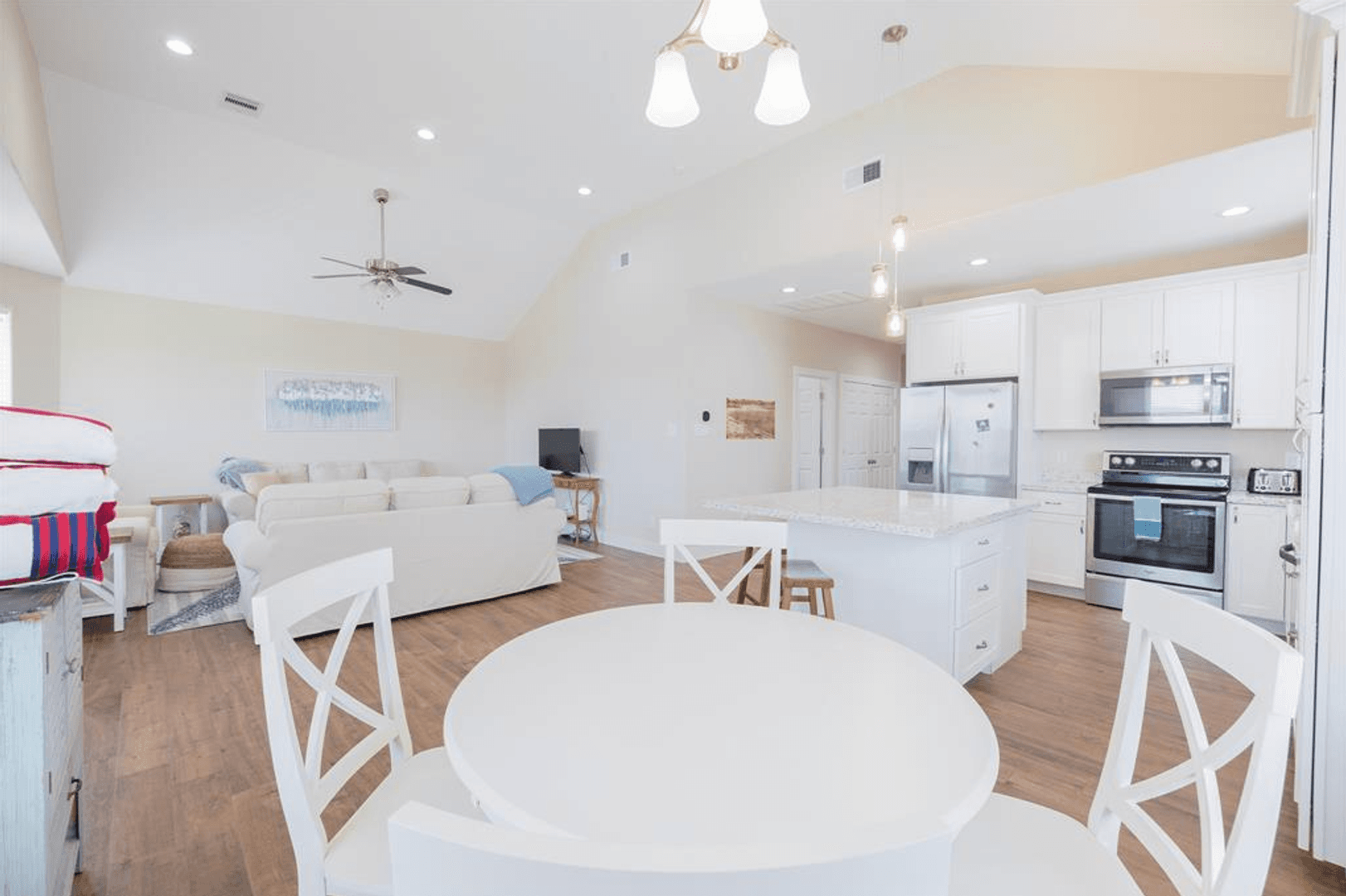 Galveston House: 4129 Fort Bend Drive