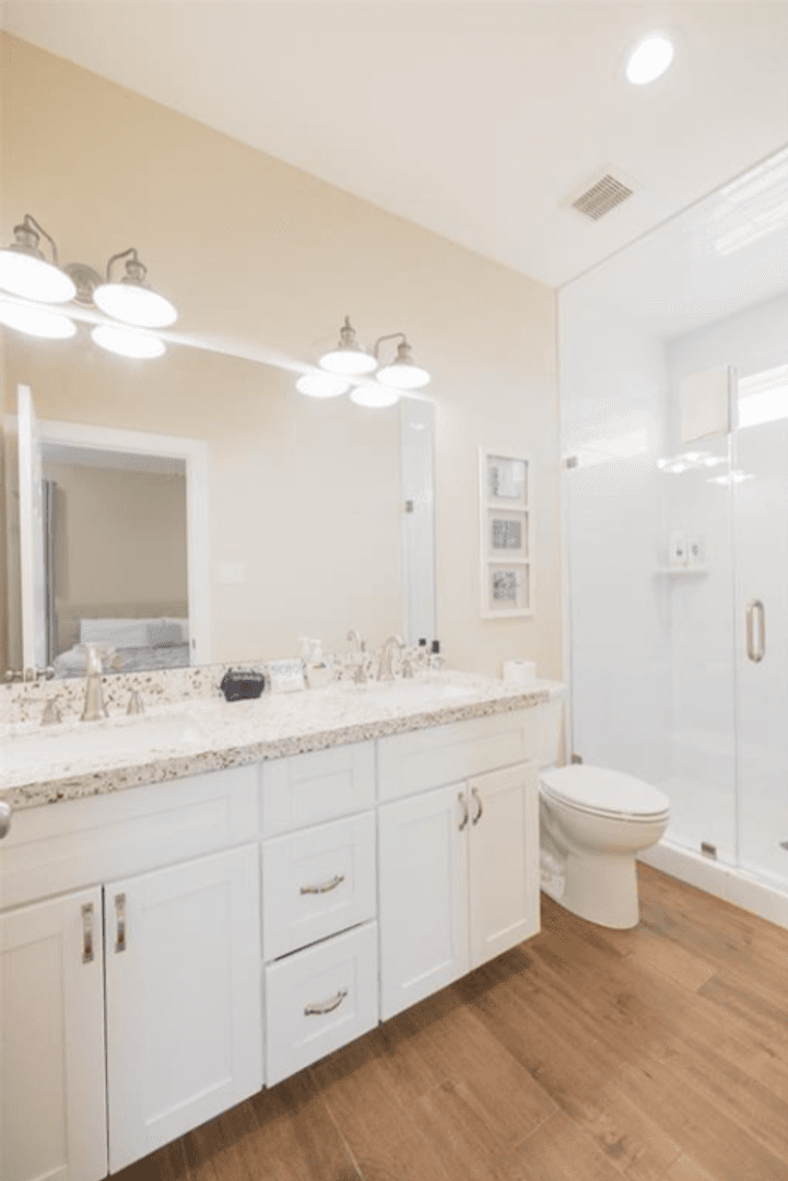 Galveston House: 4129 Fort Bend Drive