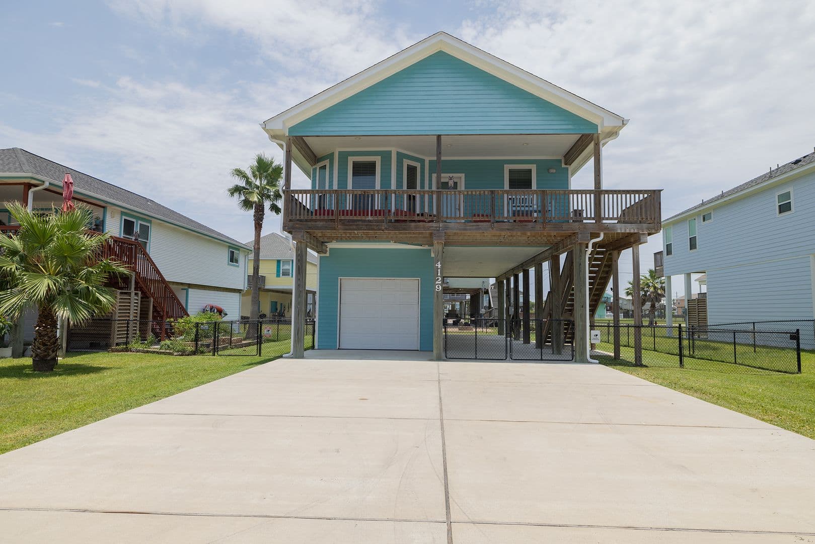 Galveston House: 4129 Fort Bend Drive