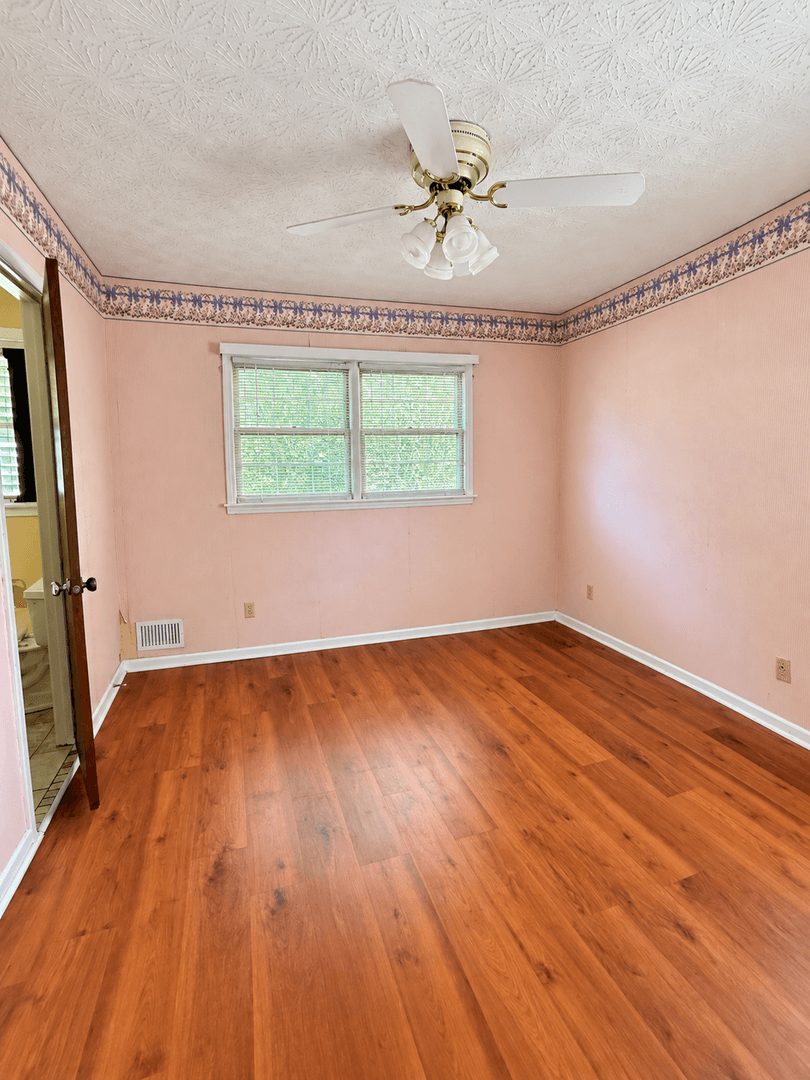 Snellville House: 2545 Springdale Drive