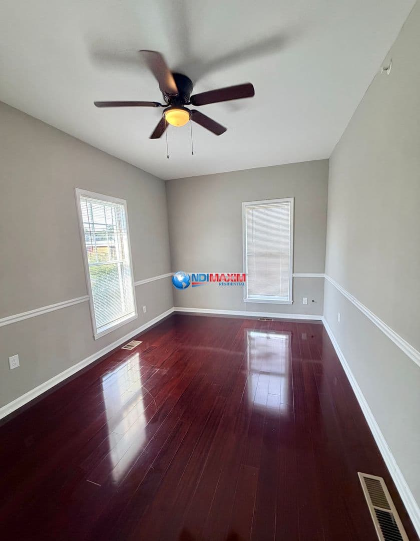 Jonesboro Apartment: 145 N Main Street