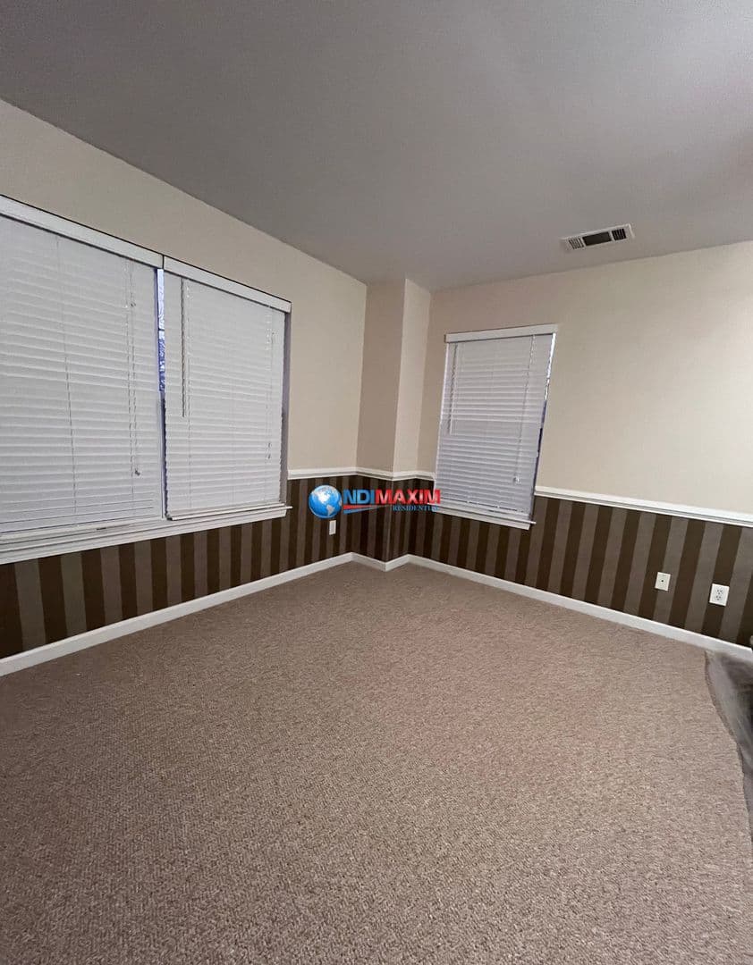 Duluth House: 4066 Parkway Circle