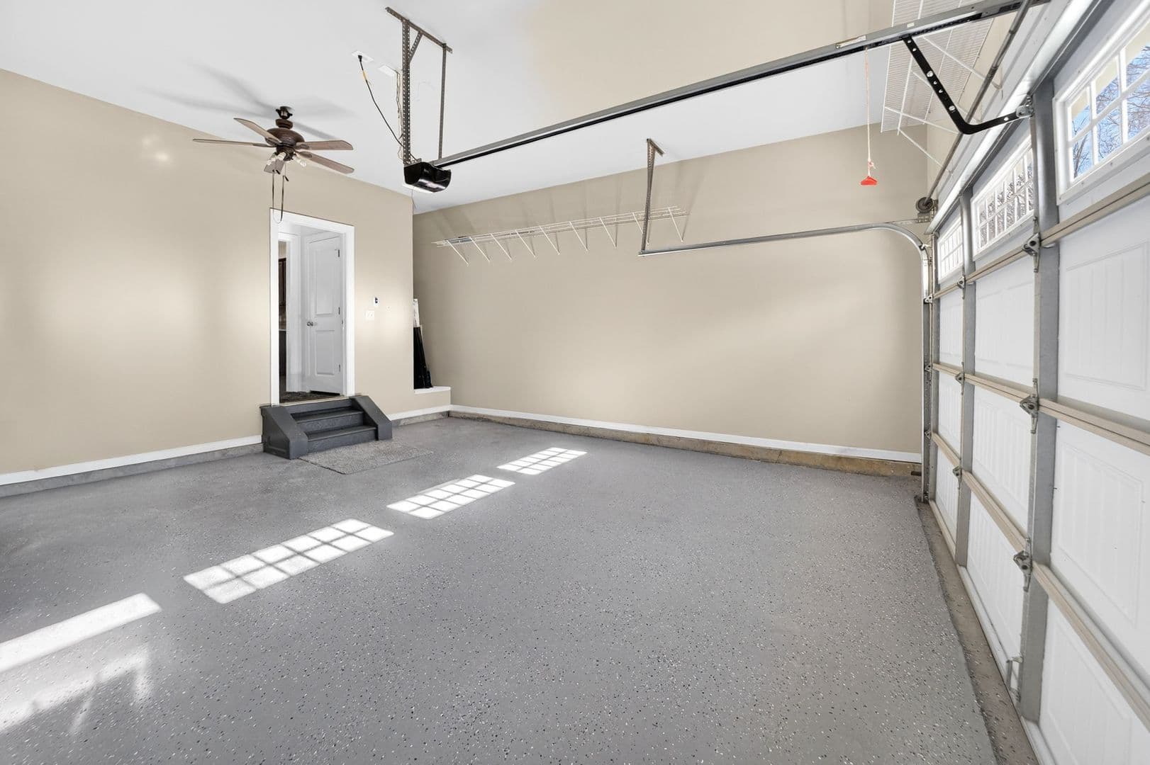 Suwanee House: 269 Privet Circle