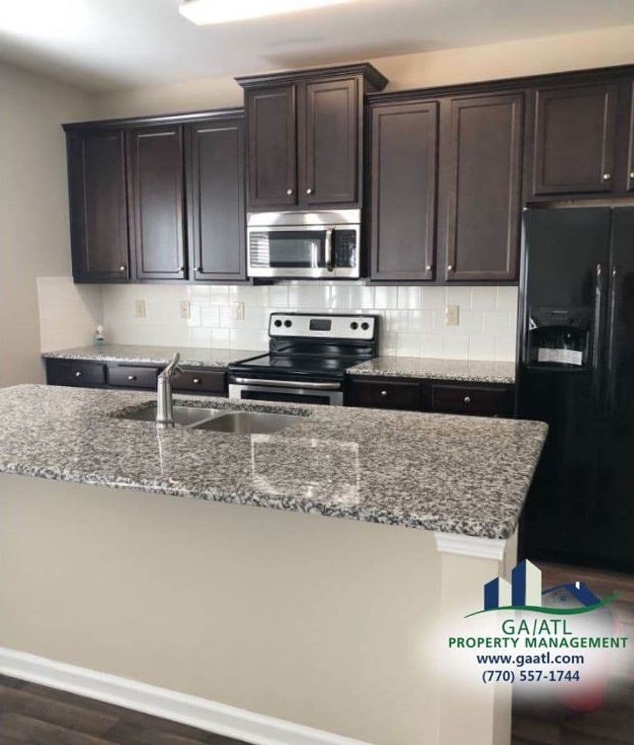 Braselton House: 1354 Trailridge Way