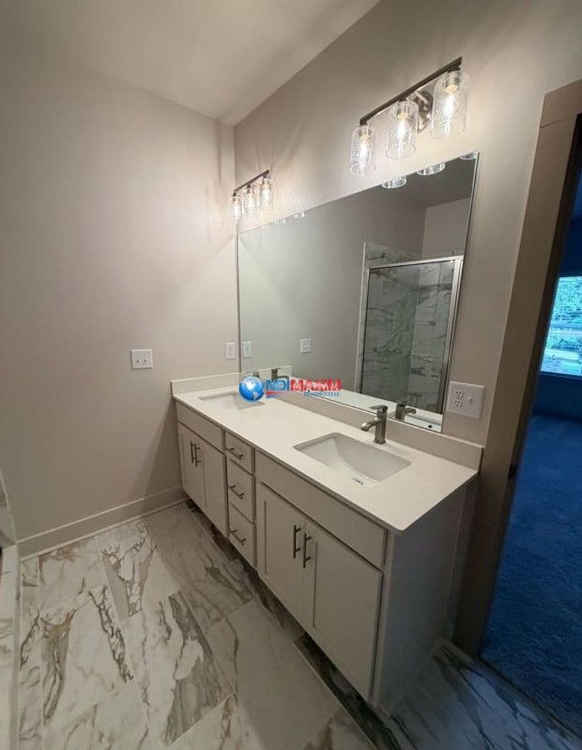 Norcross Townhome: 4328 Fern River Bend