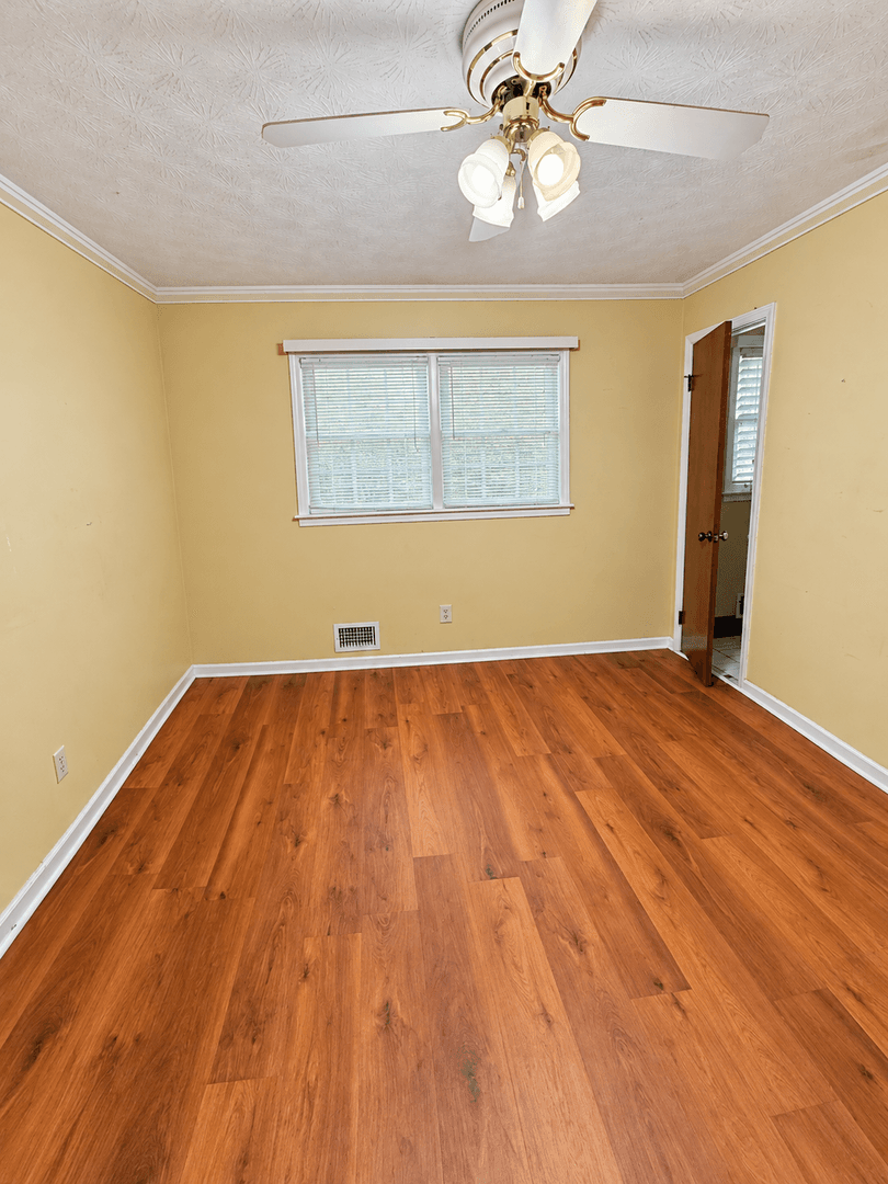 Snellville House: 2545 Springdale Drive
