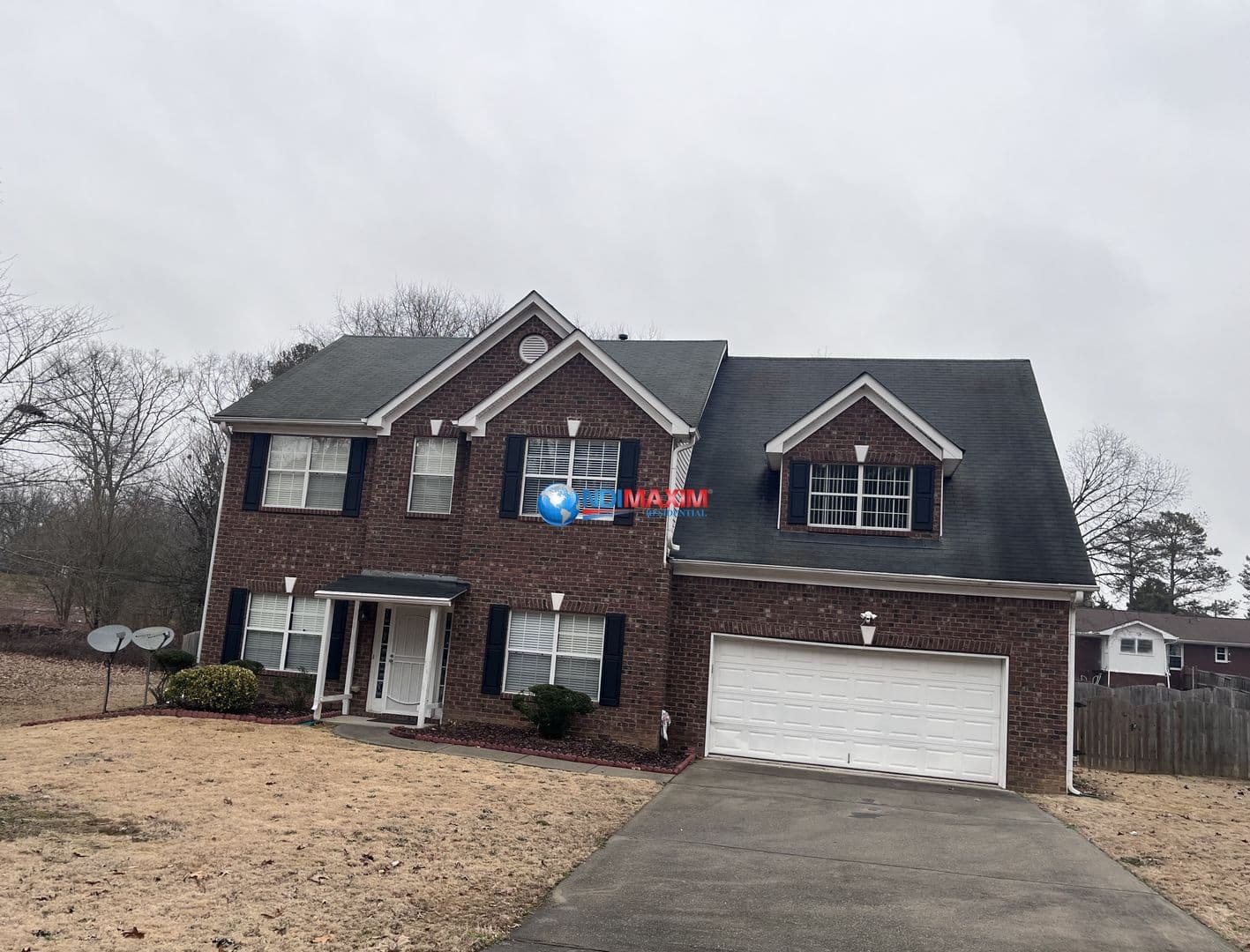 Duluth House: 4066 Parkway Circle