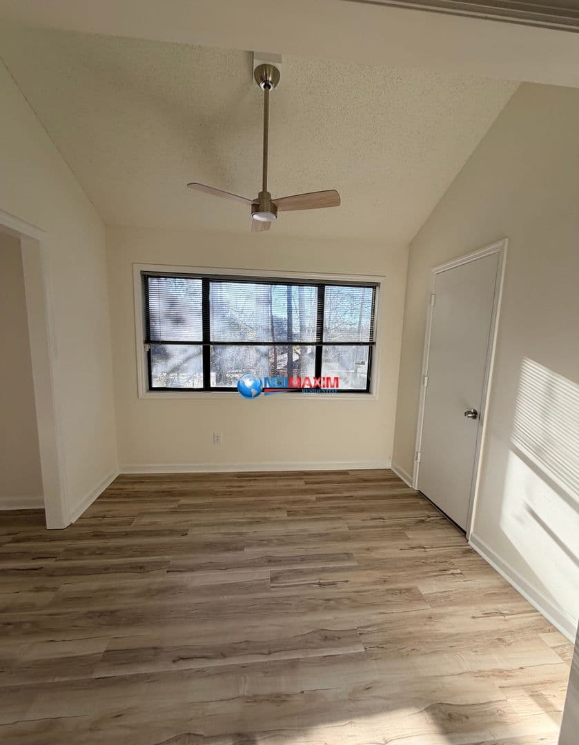 Peachtree Corners House: 5616 Woodmont Boulevard
