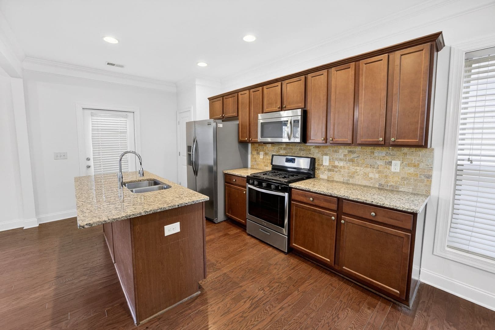 Suwanee House: 269 Privet Circle