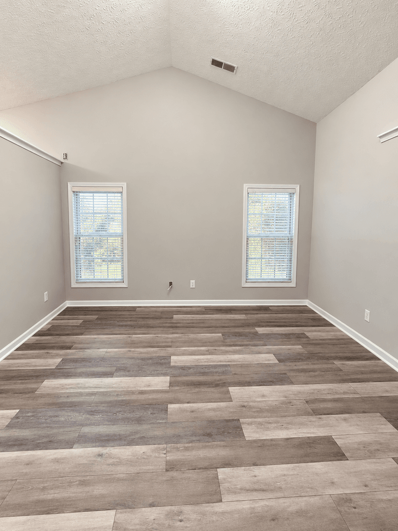 Lilburn House: 347 Haverford Mill Court NW