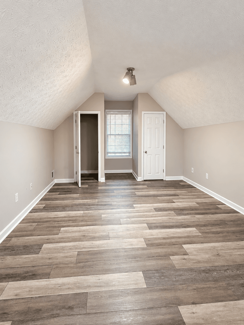Lilburn House: 347 Haverford Mill Court NW