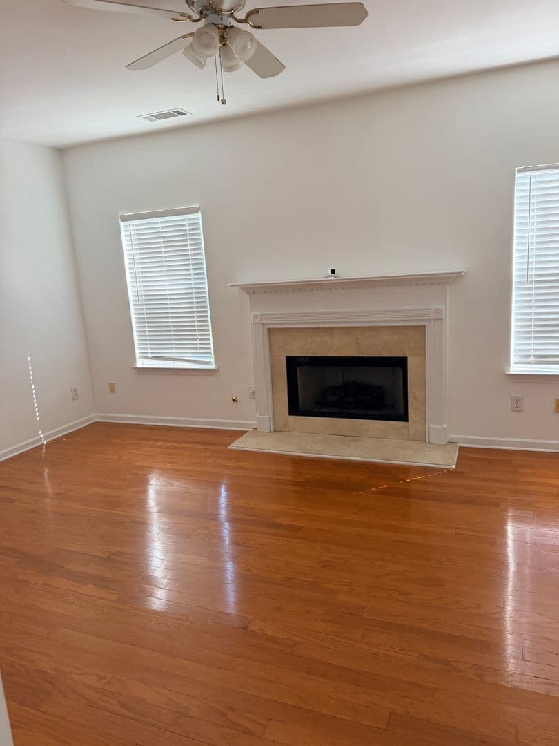 Duluth House: 4066 Parkway Circle