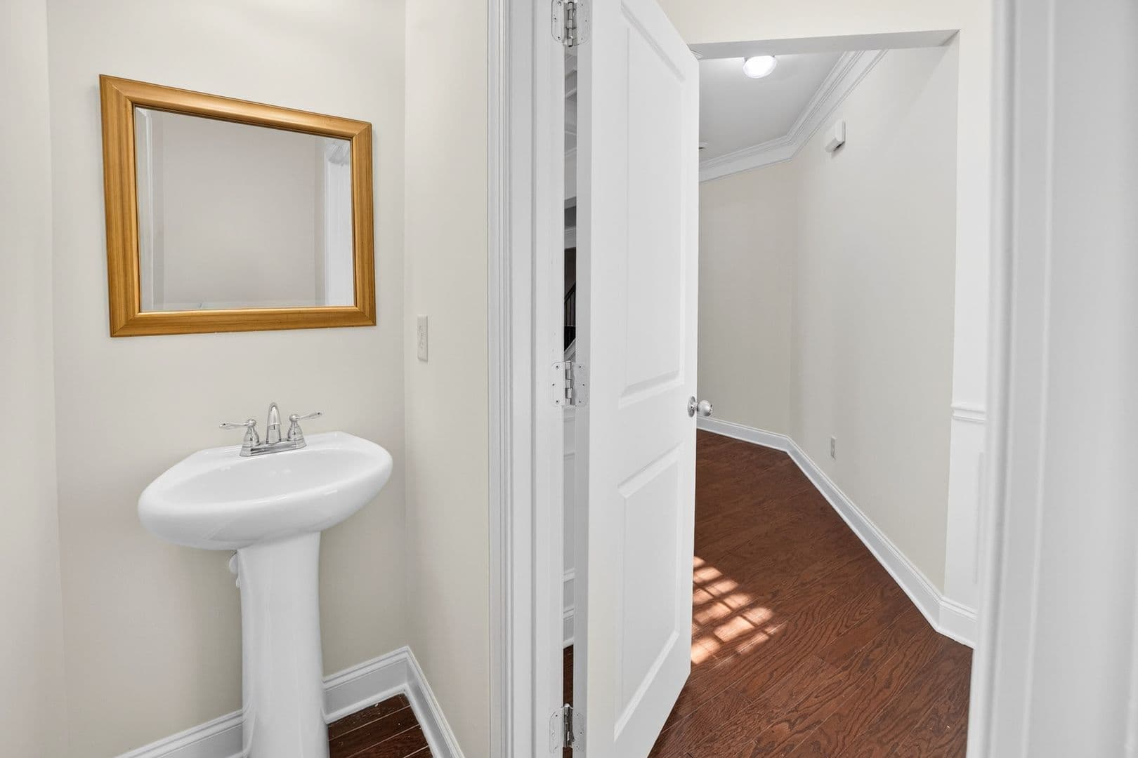 Suwanee House: 269 Privet Circle