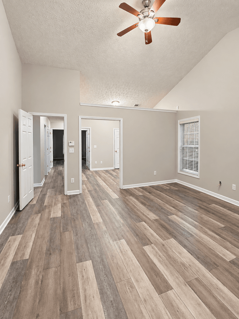 Lilburn House: 347 Haverford Mill Court NW