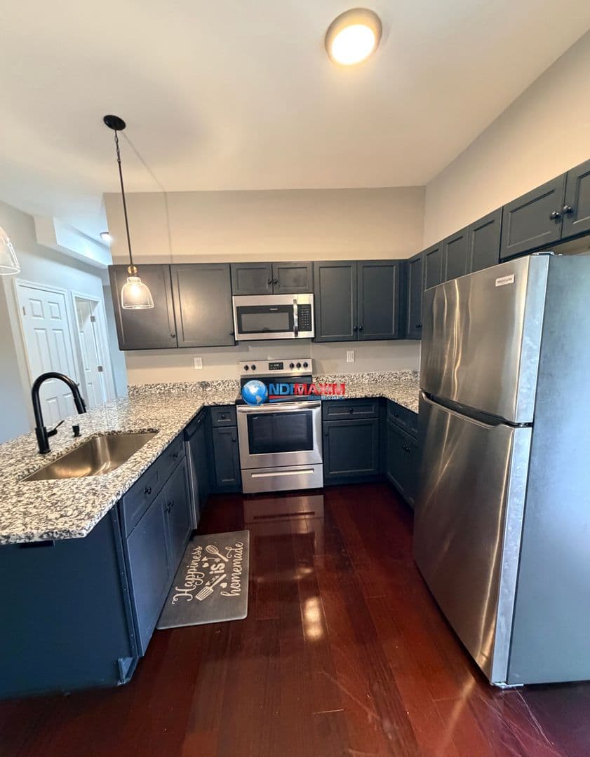 Jonesboro Apartment: 145 N Main Street