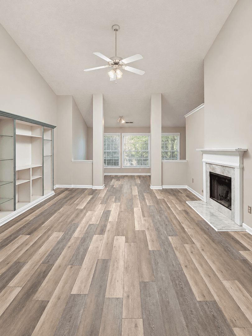 Lilburn House: 347 Haverford Mill Court NW