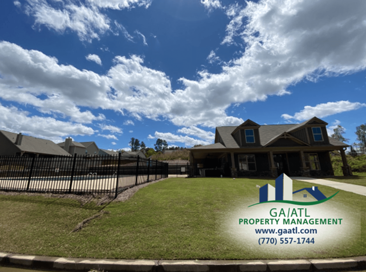 Hoschton House: 600 Country Ridge Drive