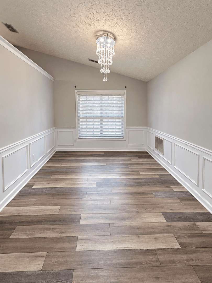 Lilburn House: 347 Haverford Mill Court NW