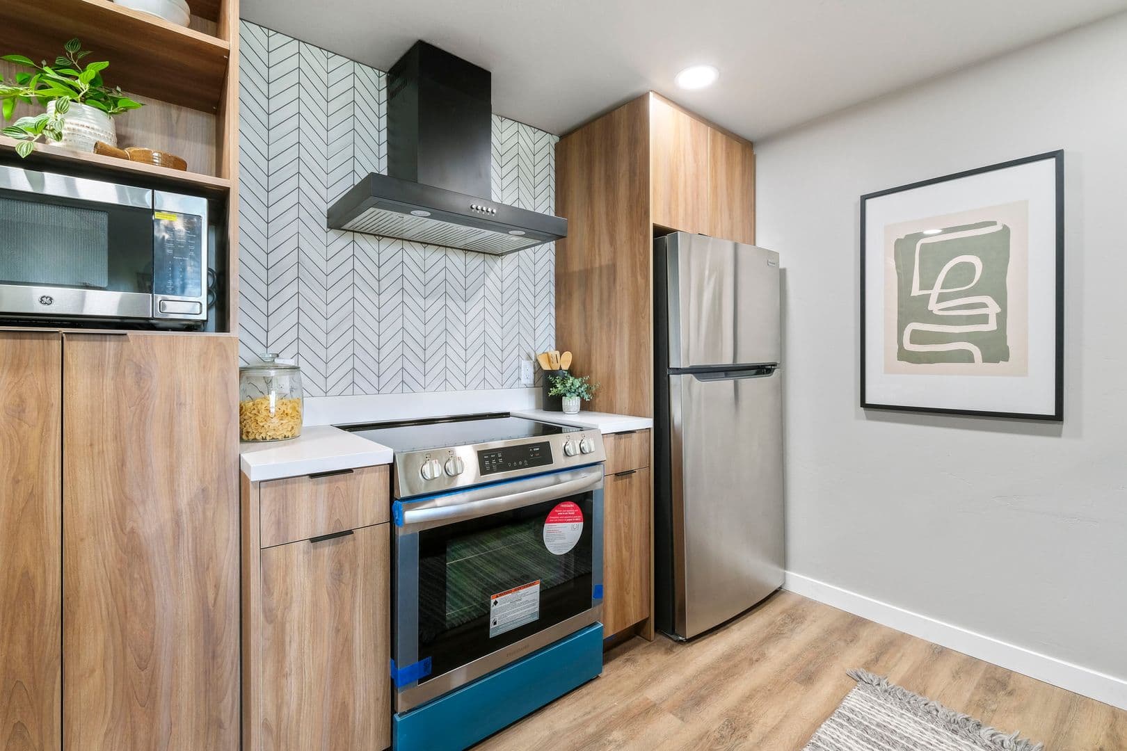 San Diego Apartment: 4043 1st Ave