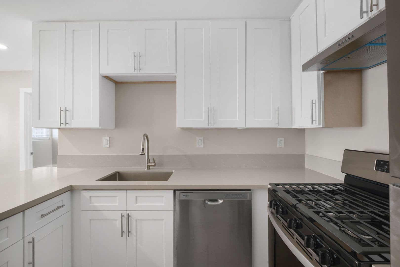 San Diego Apartment: 2429-2445 J St