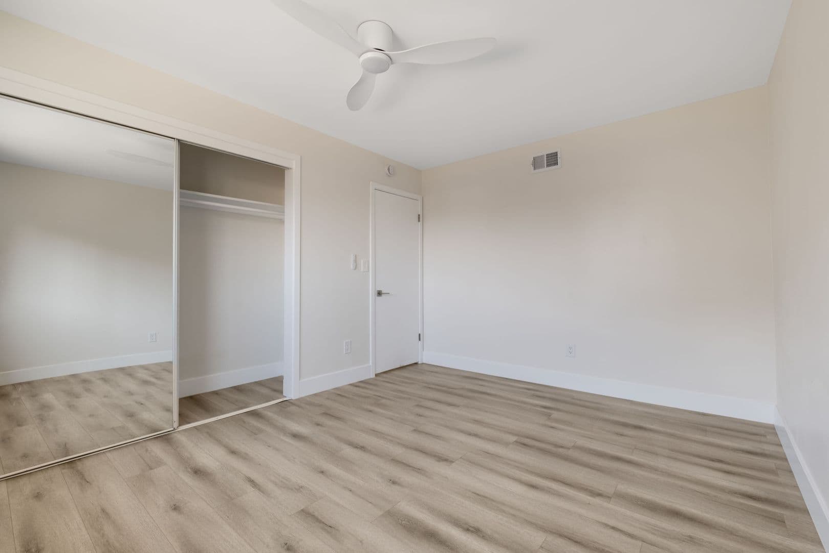 Lemon Grove Apartment: 8619-8686 Sandy Bev Lane