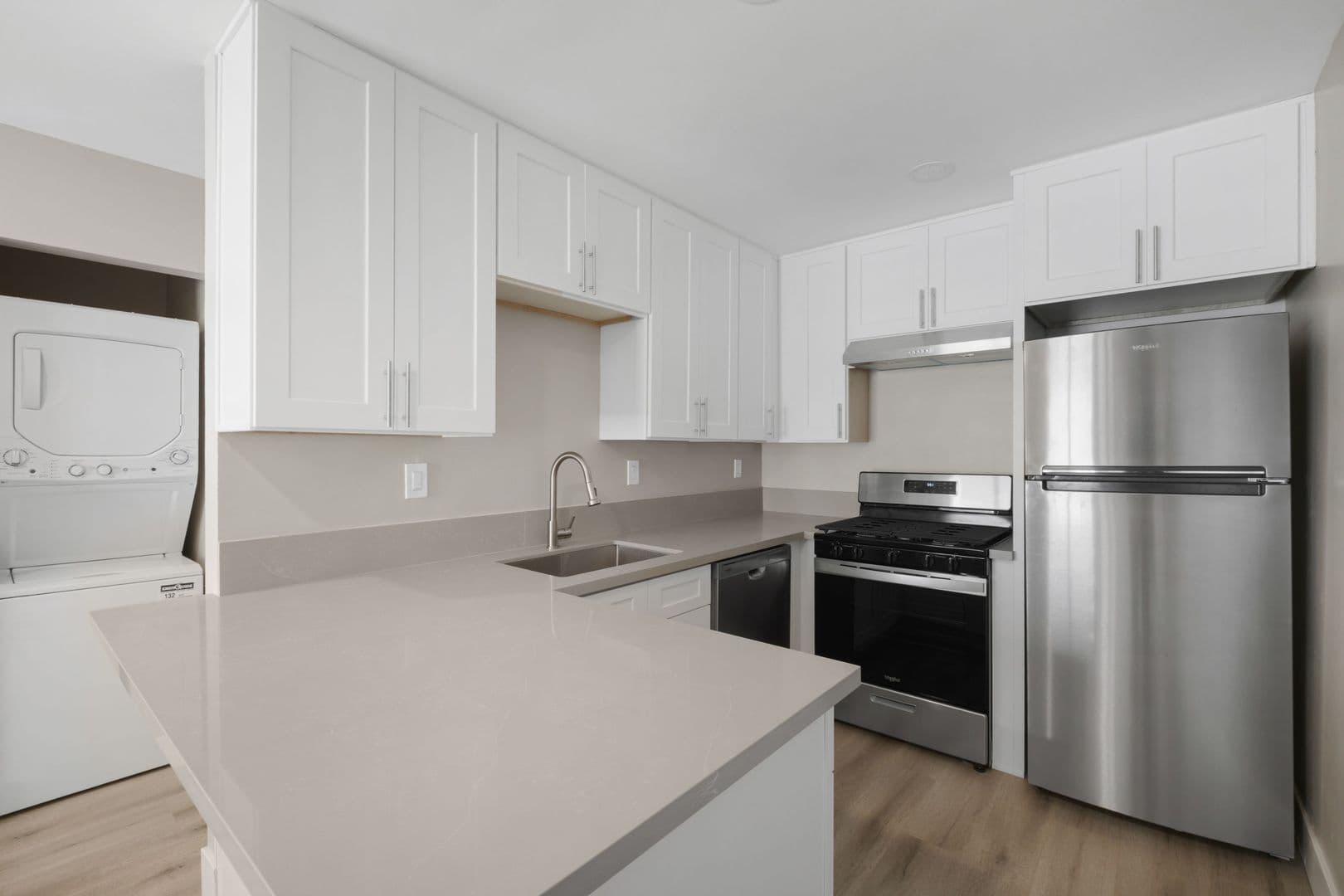 San Diego Apartment: 2429-2445 J St