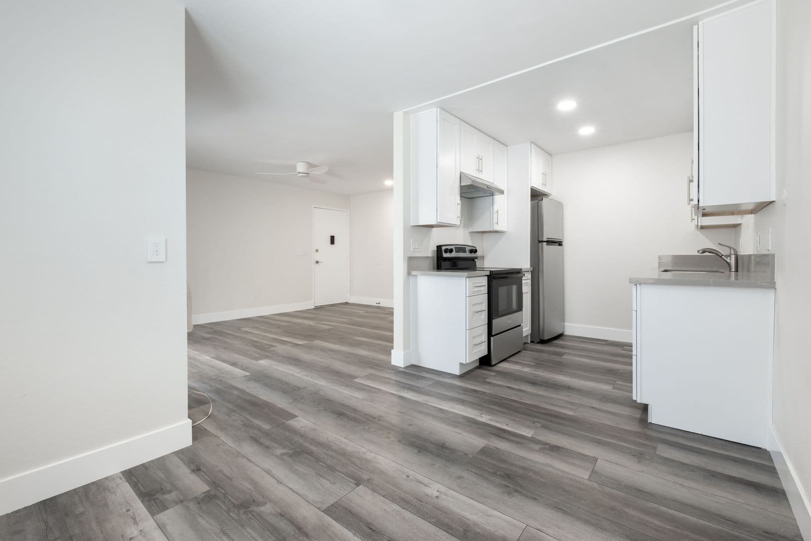 Spring Valley Apartment: 8707 Troy Street