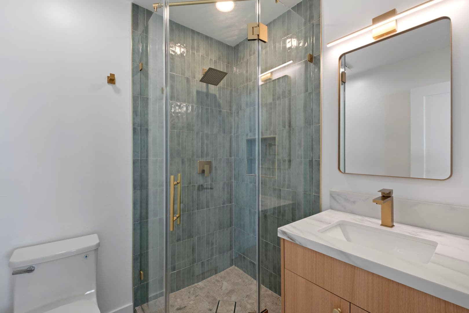 San Diego Apartment: 3983 Iowa Street